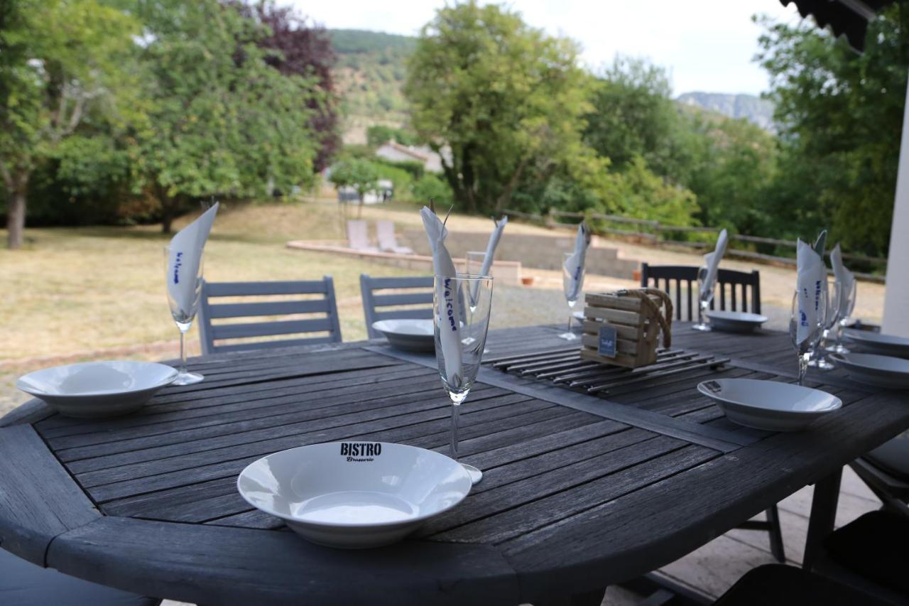 Private Riverside Villa With Breathtaking Views Axat Esterno foto
