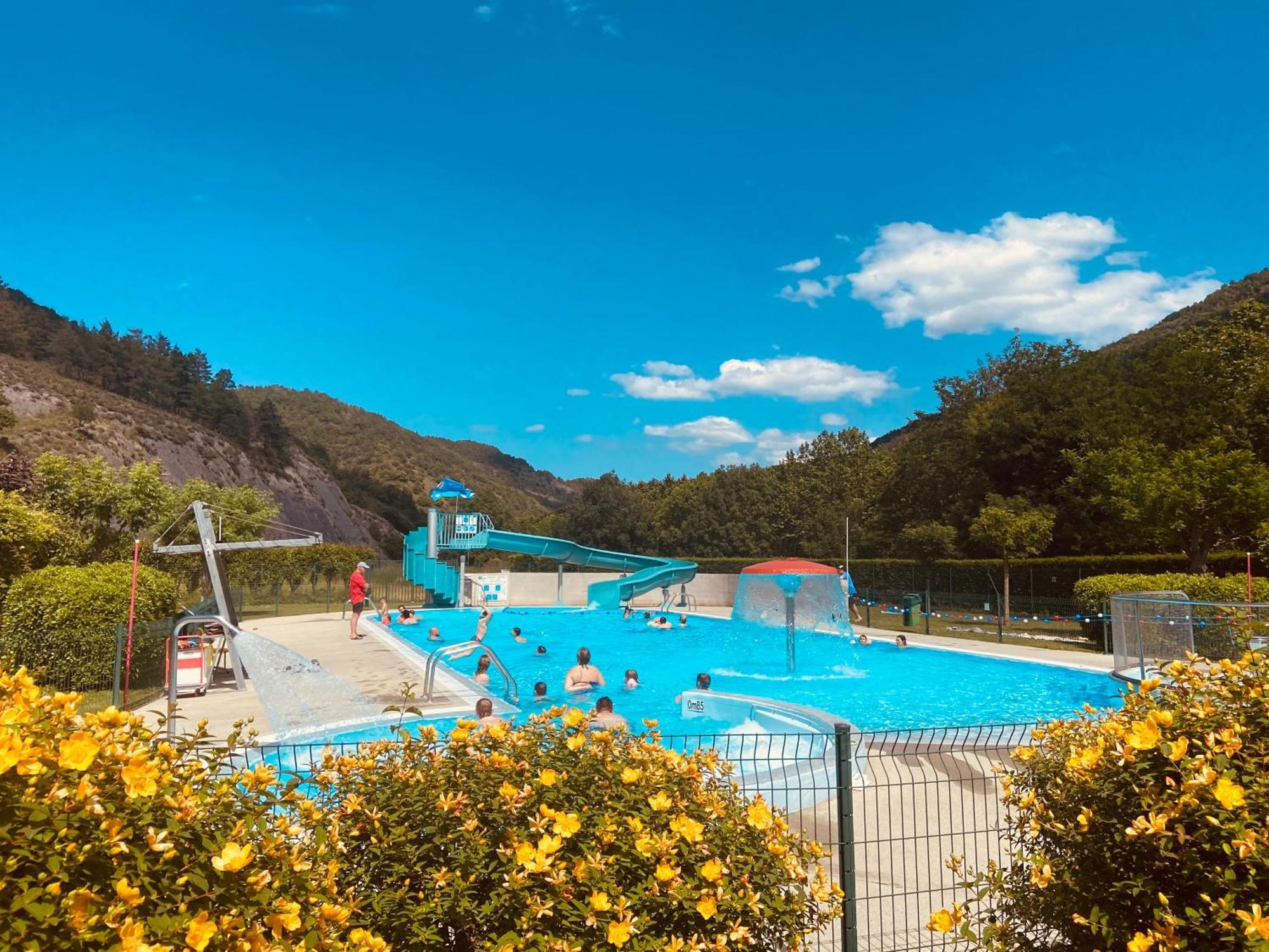 Private Riverside Villa With Breathtaking Views Axat Esterno foto